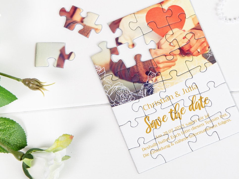 vintage Save-the-Date Karten als Puzzel